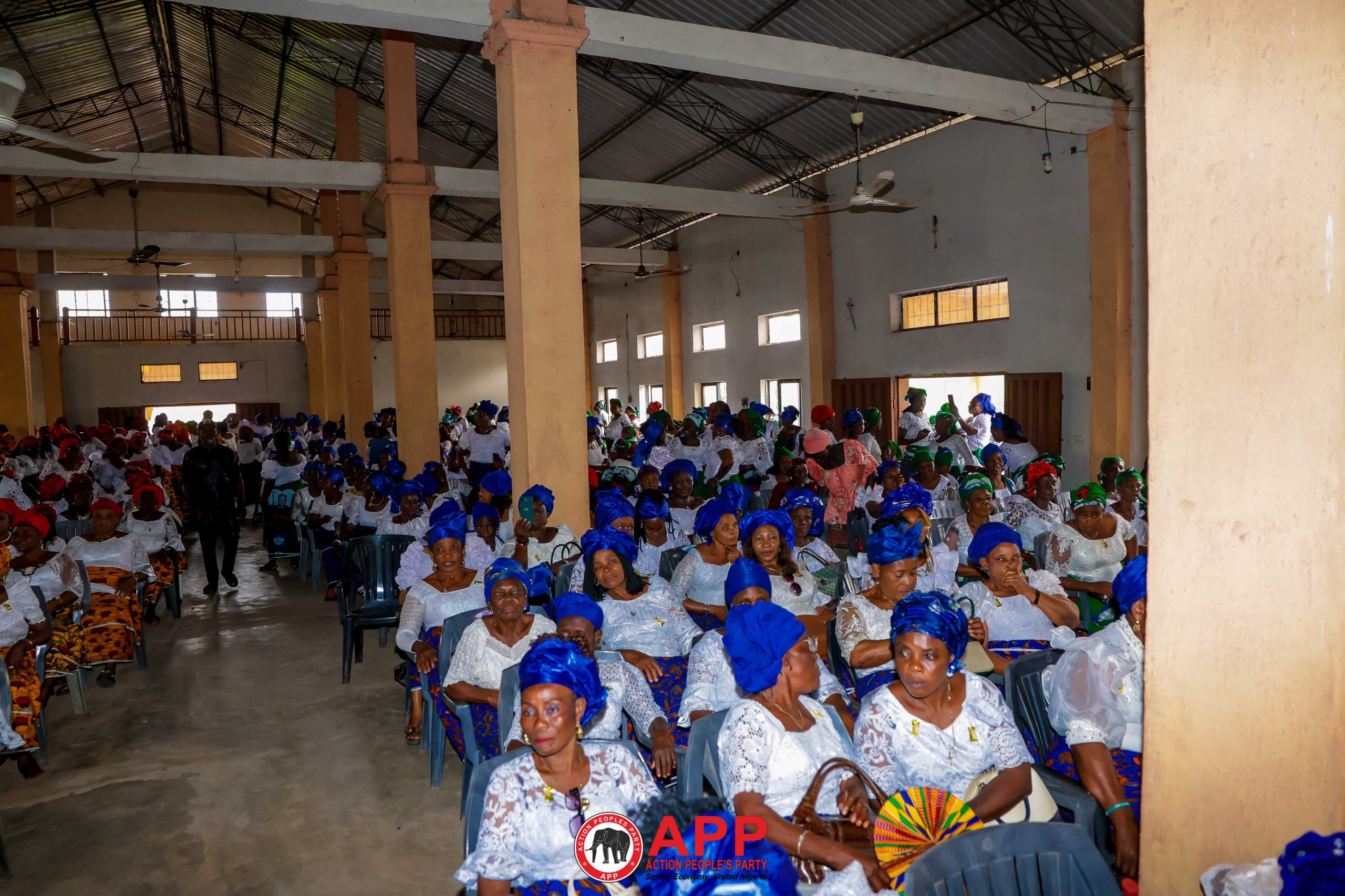 Dr Amadi at Orodo, Mbaitoli Women's August Meeting