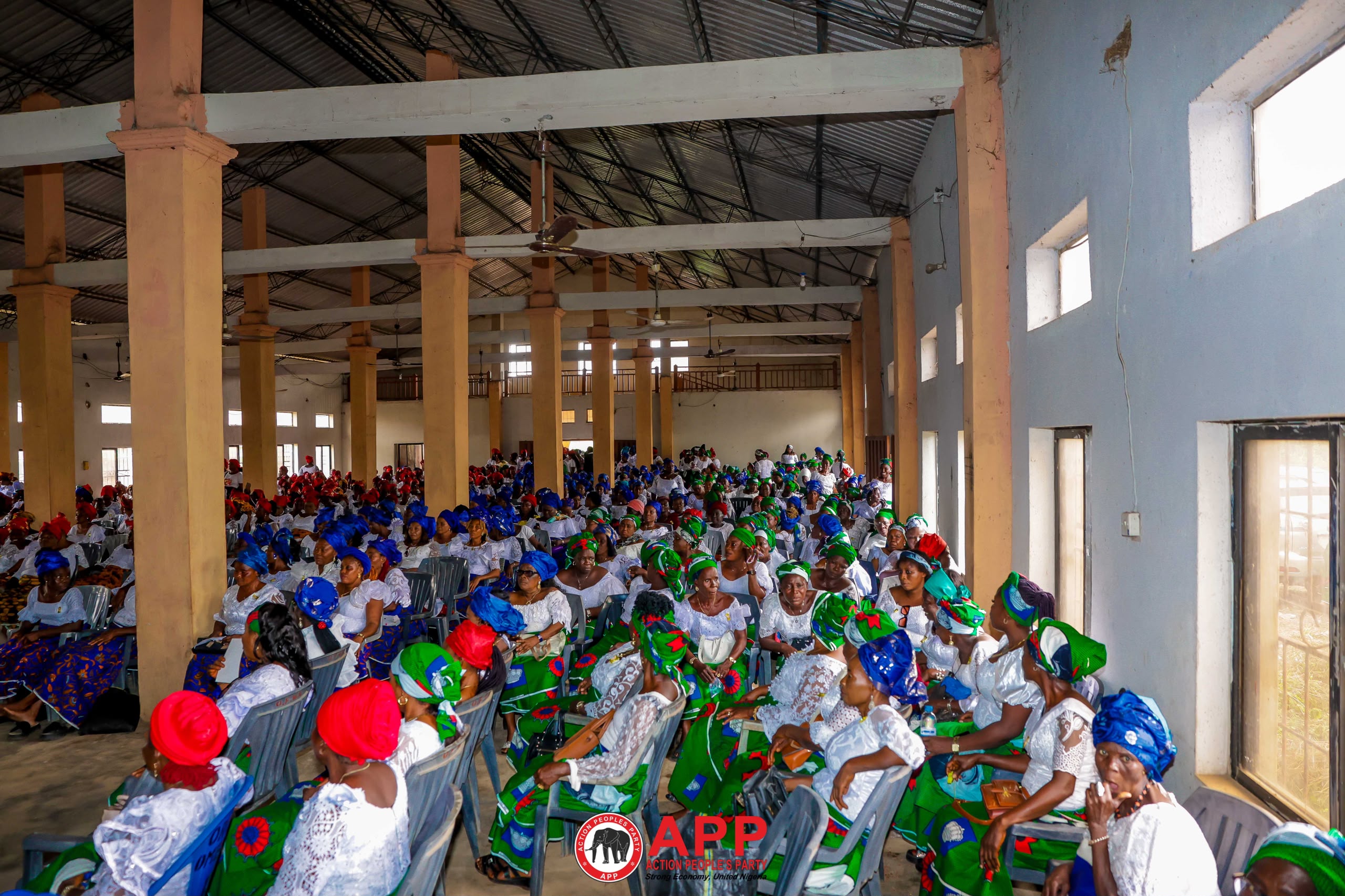Dr Amadi at Orodo, Mbaitoli Women's August Meeting