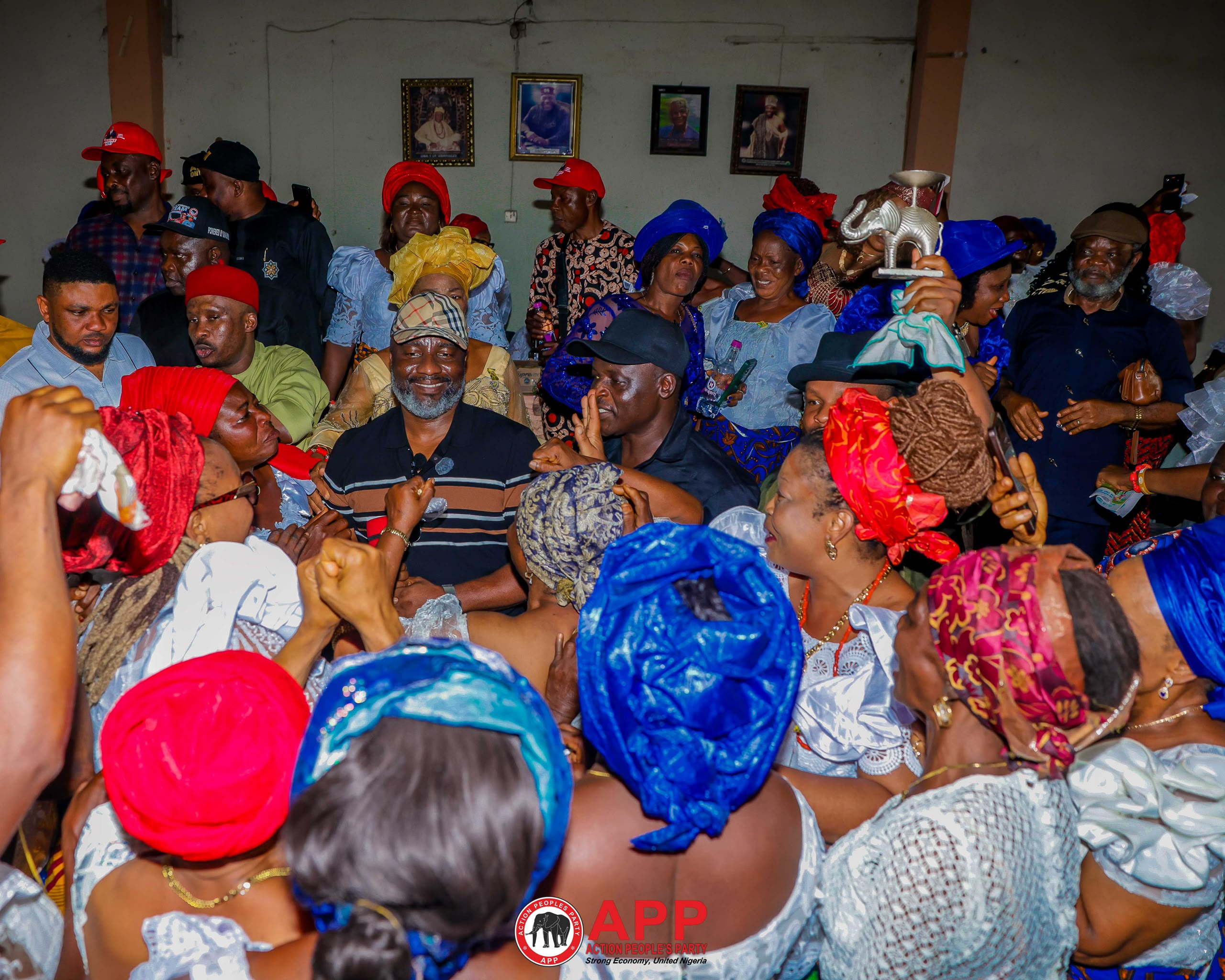 Dr Amadi at Orodo, Mbaitoli Women's August Meeting