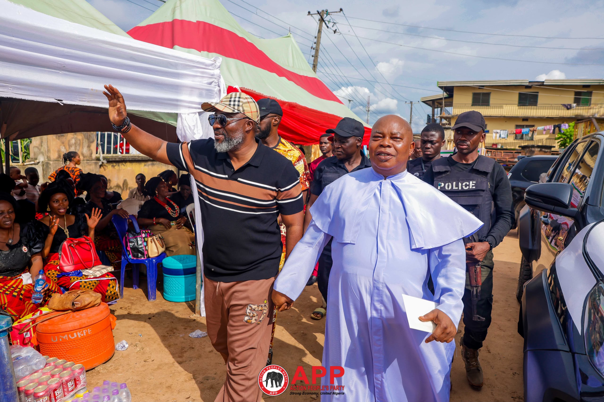 Dr Amadi at Amakohia, Owerri North Women's August Meeting 
