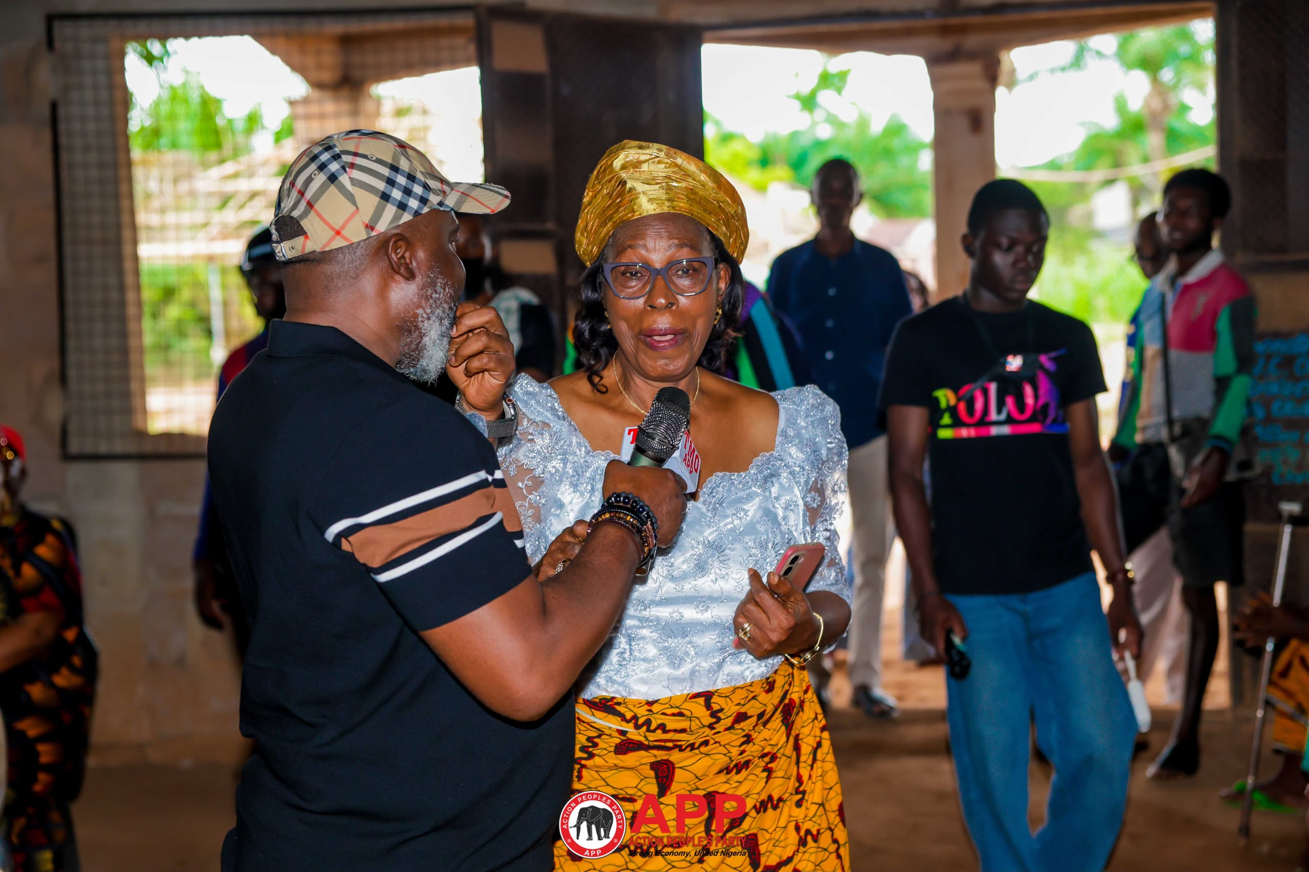Dr Amadi at Okirika-Nweke, Ahiazu Mbaise Women's August Meeting 