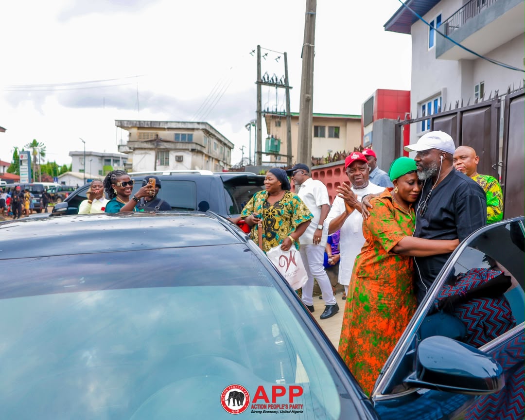 DR CHIMA MATTHEW AMADI TAKES AUGUST MEETINGS BY STORM, DONATES MILLIONS TO WOMEN’S PROJECTS — photo 3