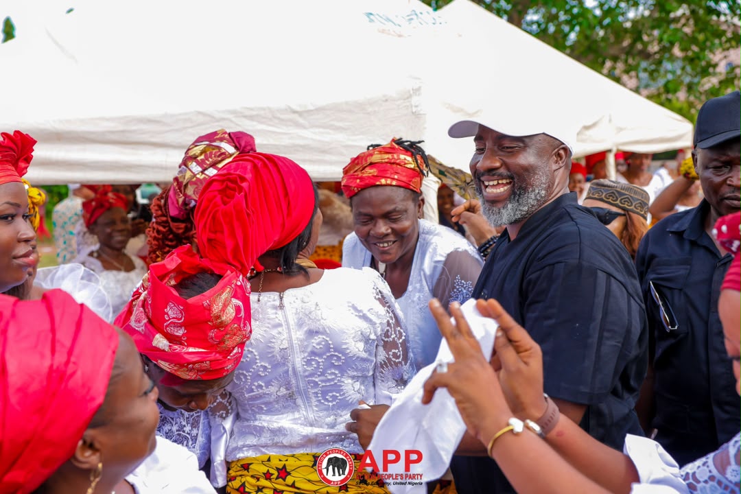 DR CHIMA MATTHEW AMADI TAKES AUGUST MEETINGS BY STORM, DONATES MILLIONS TO WOMEN’S PROJECTS — photo 6