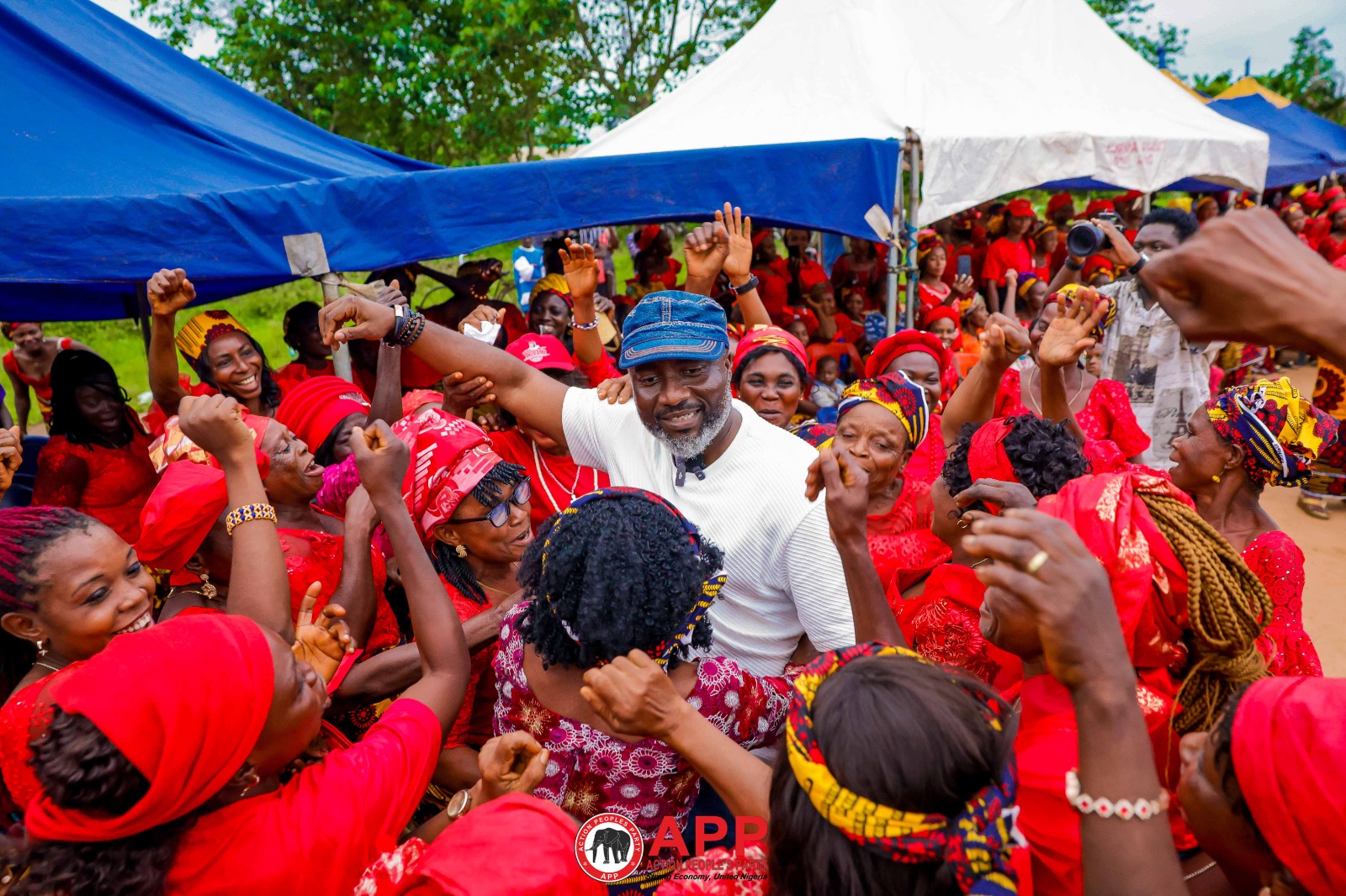 DR CHIMA AMADI QUESTIONS GOVERNMENT FAILURE AS WOMEN RAISE FUNDS FOR SCHOOLS, COMMUNITY PROJECTS — photo 6