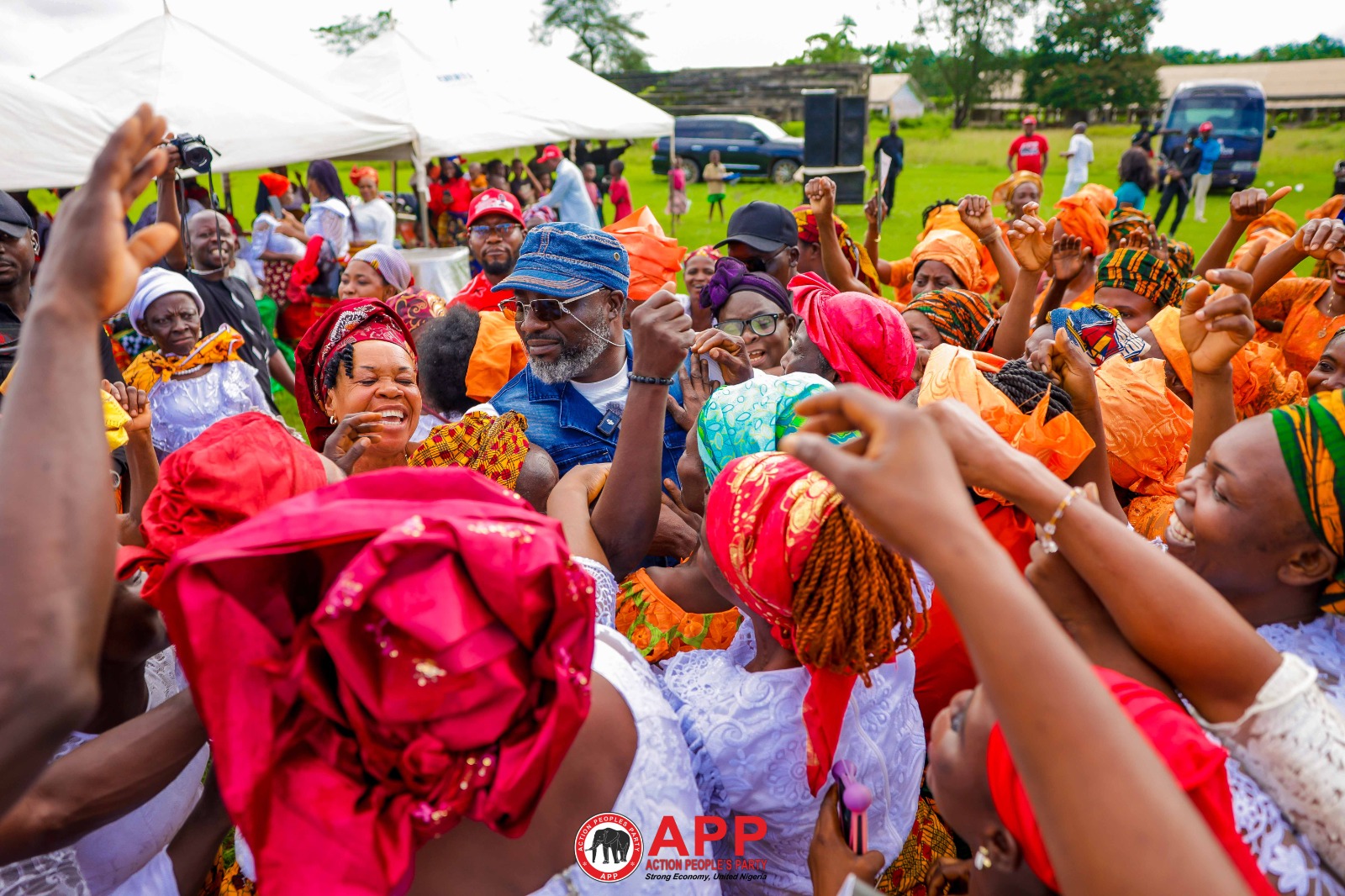 DR CHIMA AMADI QUESTIONS GOVERNMENT FAILURE AS WOMEN RAISE FUNDS FOR SCHOOLS, COMMUNITY PROJECTS — photo 13